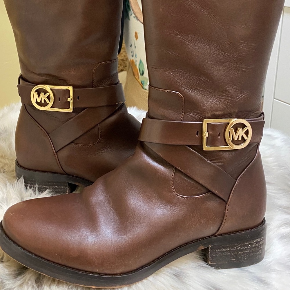🌼Michael Kors 👢 🌼